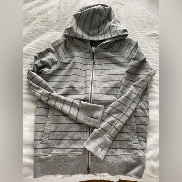 Lululemon full zip sweater, oversized. Has zipper detail in the back. EUC - Picture 1 of 4